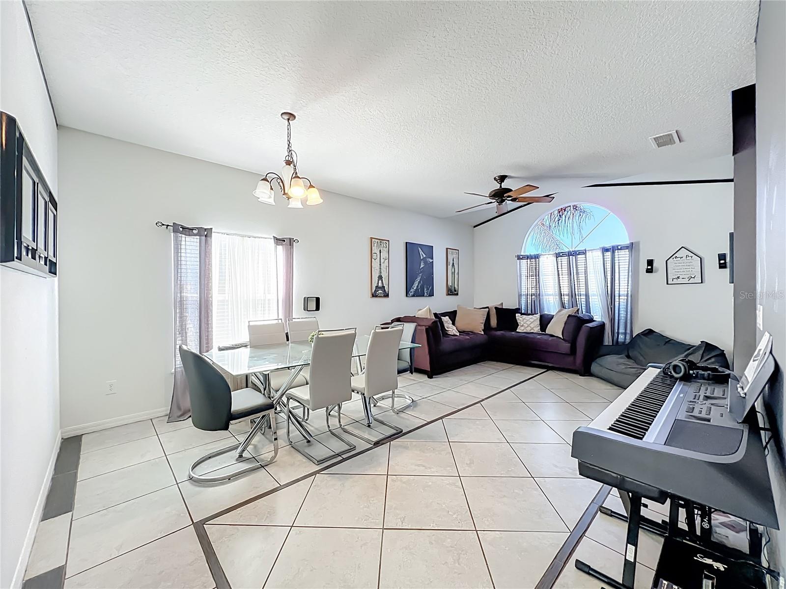 CELERY KEY - Residential