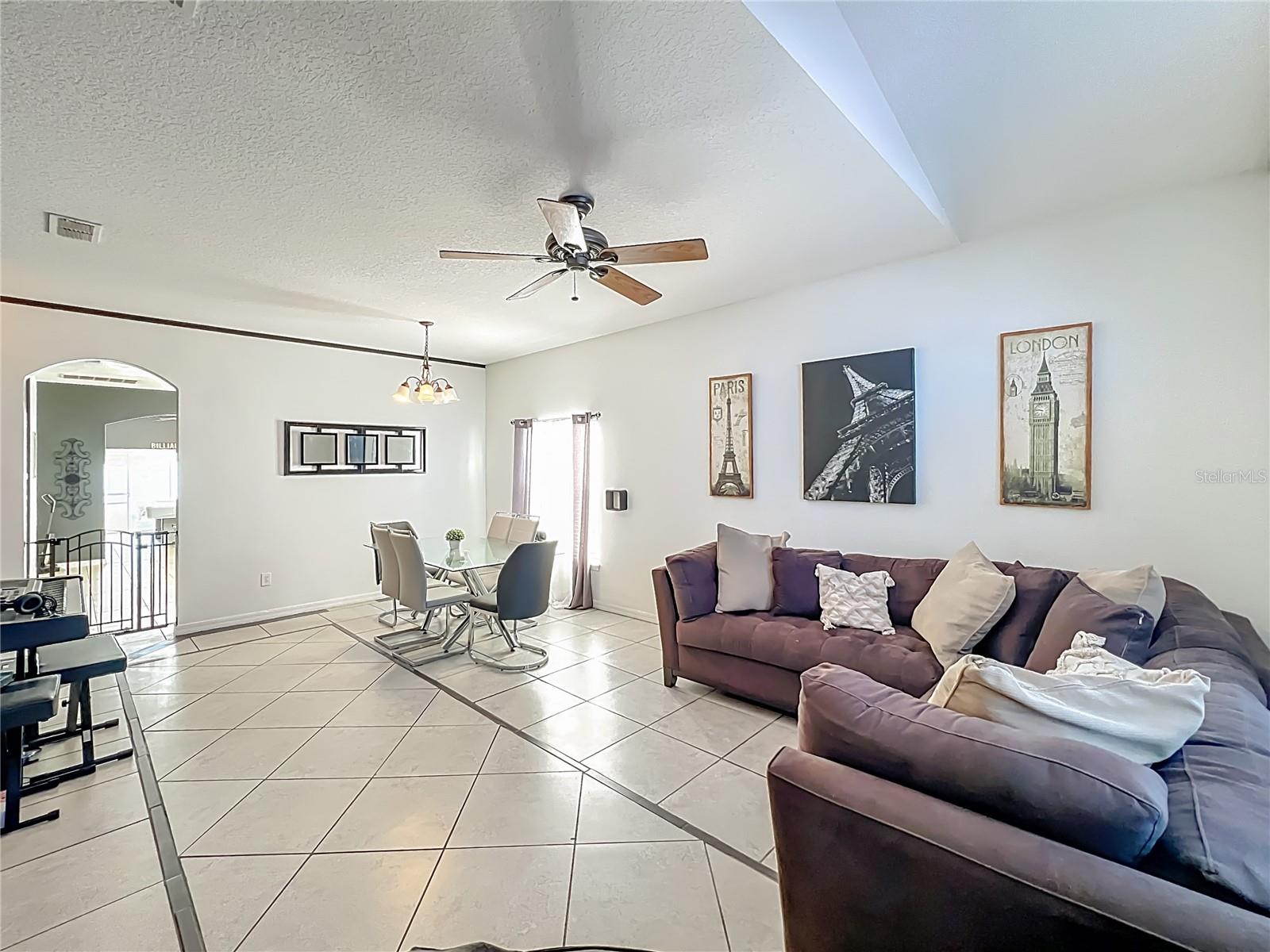 CELERY KEY - Residential