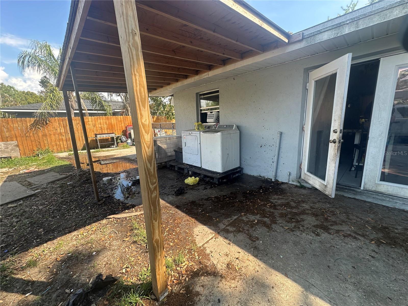 C H DAVIS RIVER FRONT RESUBDIVIDED - Residential