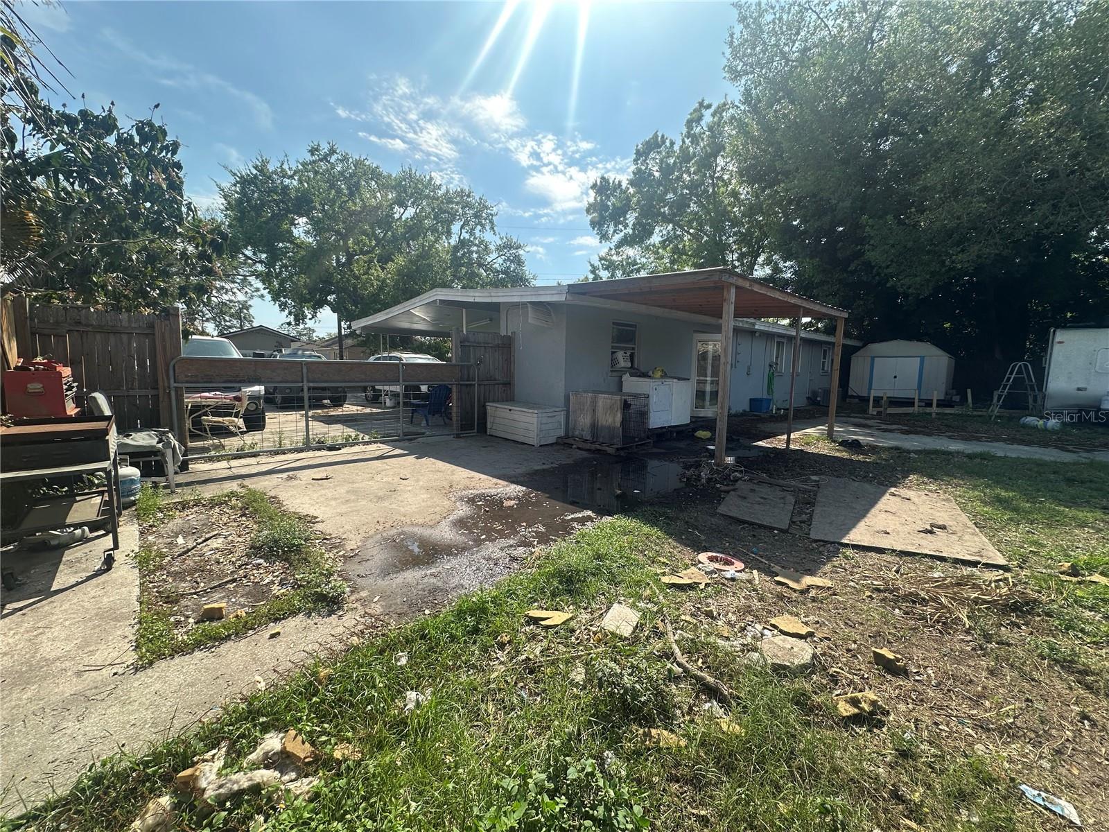 C H DAVIS RIVER FRONT RESUBDIVIDED - Residential