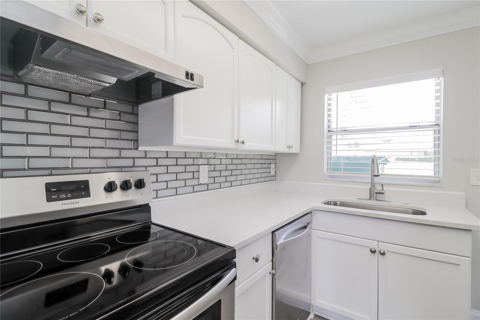 LAKE WAYMAN HEIGHTS - Residential Lease