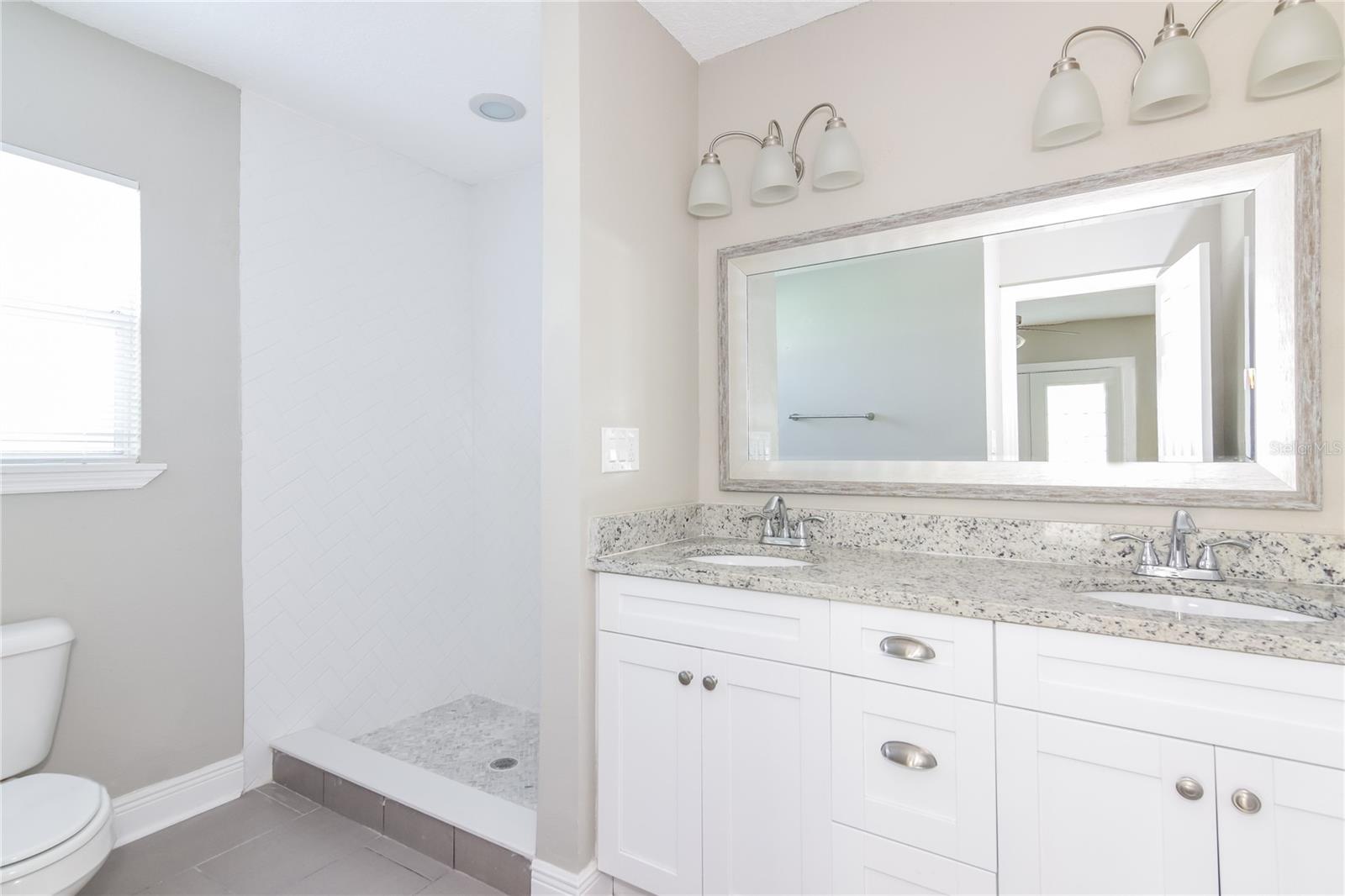 BAYAMO - Residential Lease