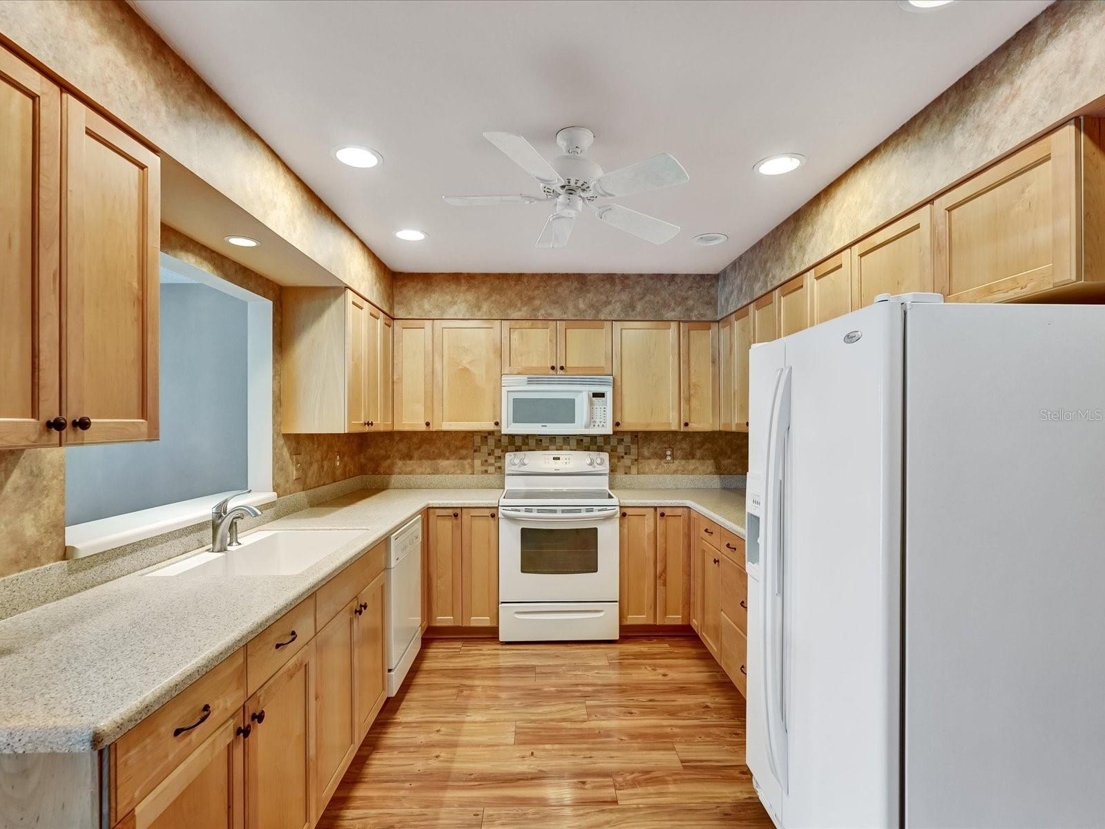 GOLF POINTE AT PALM-AIRE CC SEC 1 PH A - Residential