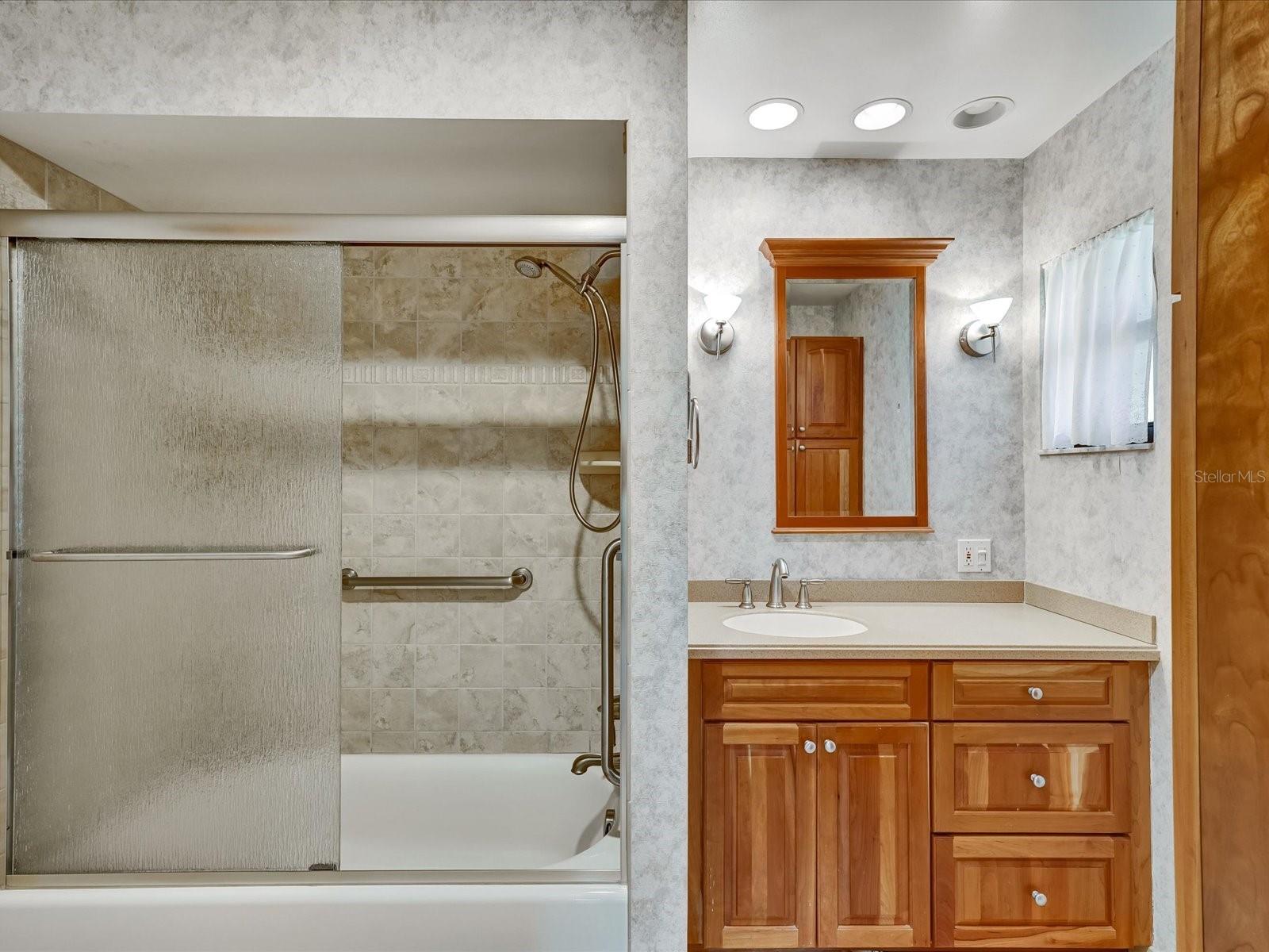 GOLF POINTE AT PALM-AIRE CC SEC 1 PH A - Residential