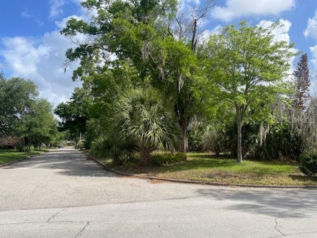 Photo of 2007 Edwin Boulevard, Winter Park, FL 32792 (MLS # O6396307)