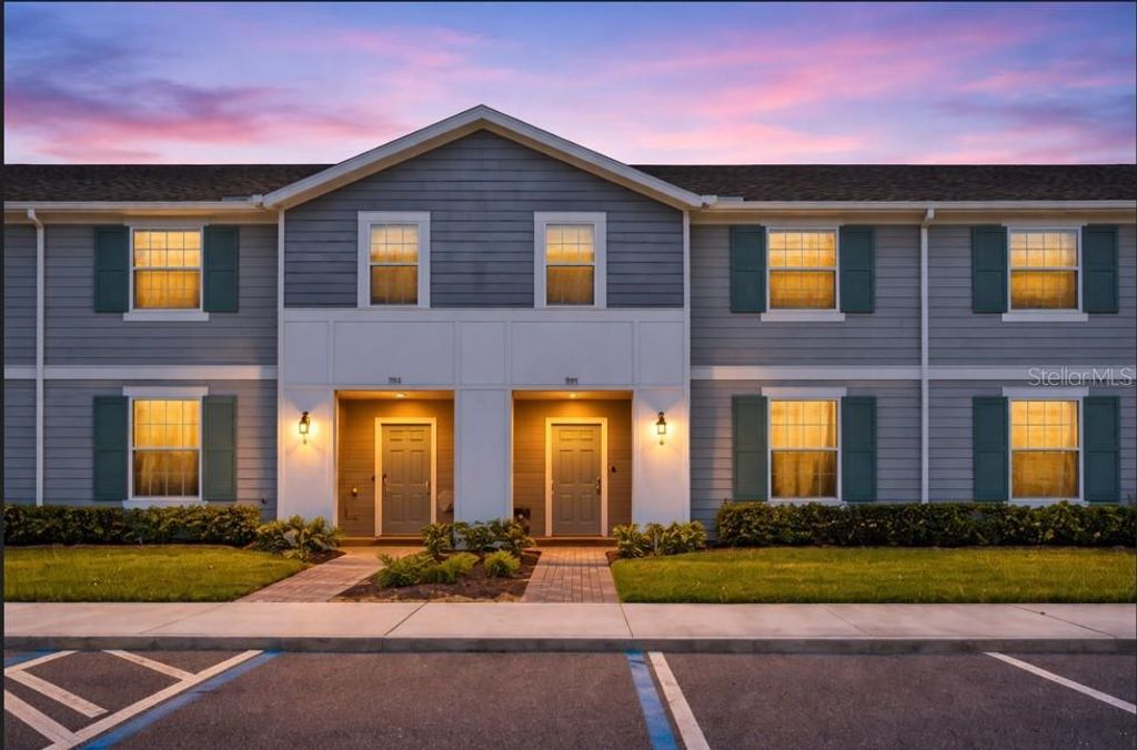 Photo of 926 Paradise Drive, Davenport, FL 33897 (MLS # S5138229)