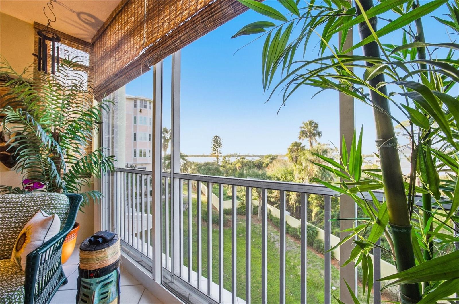 BAYPOINTE VISTA 1 - Residential