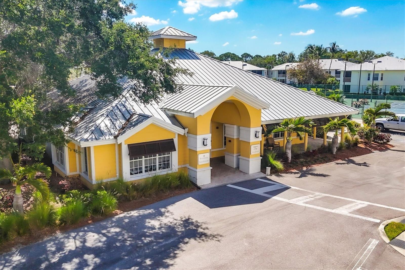 BAYPOINTE VISTA 1 - Residential