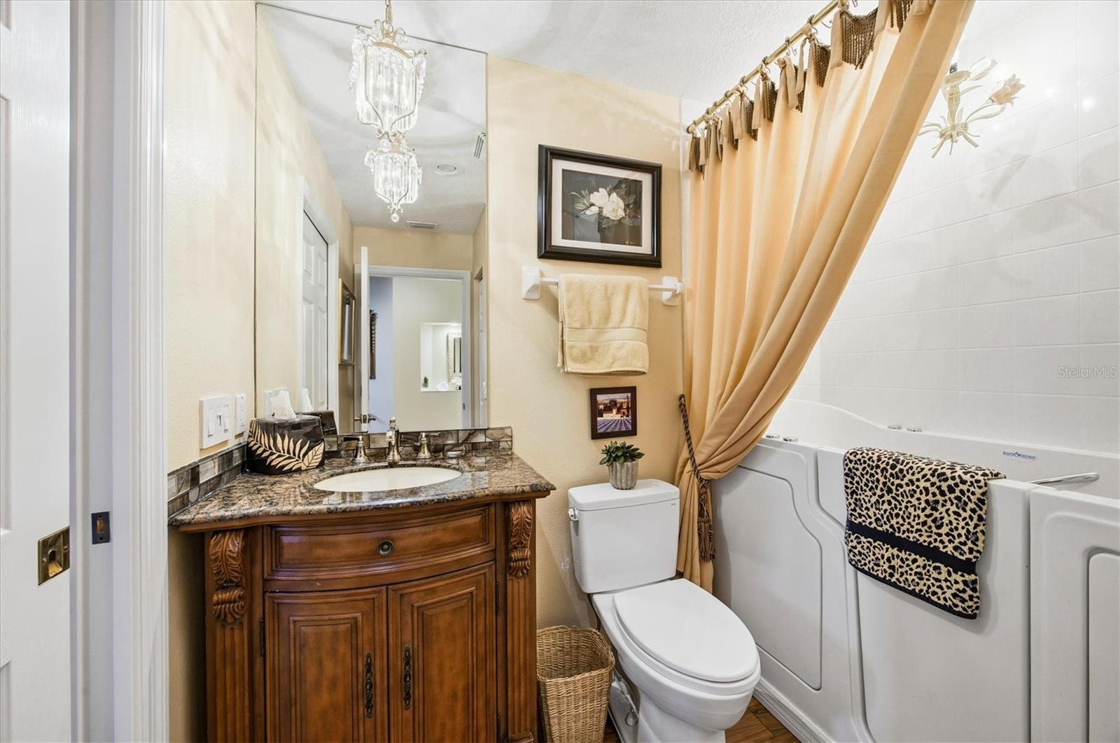 BAYPOINTE VISTA 1 - Residential