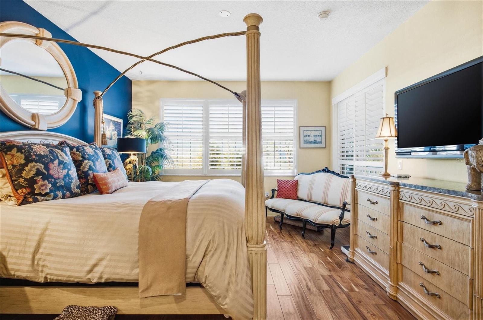 BAYPOINTE VISTA 1 - Residential