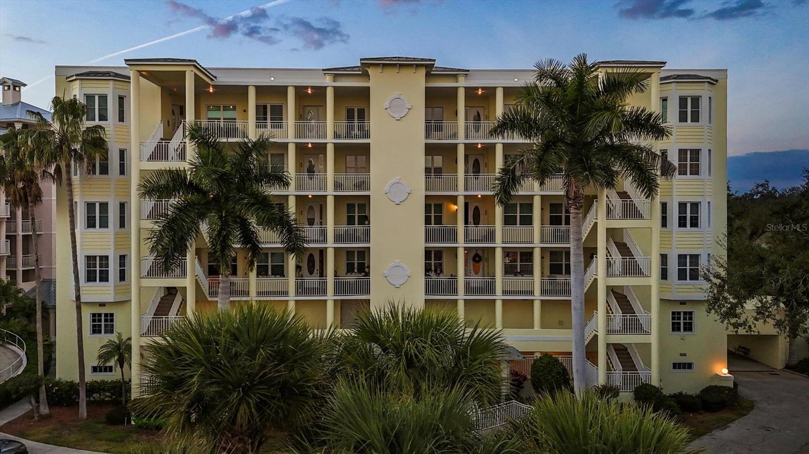 BAYPOINTE VISTA 1 - Residential