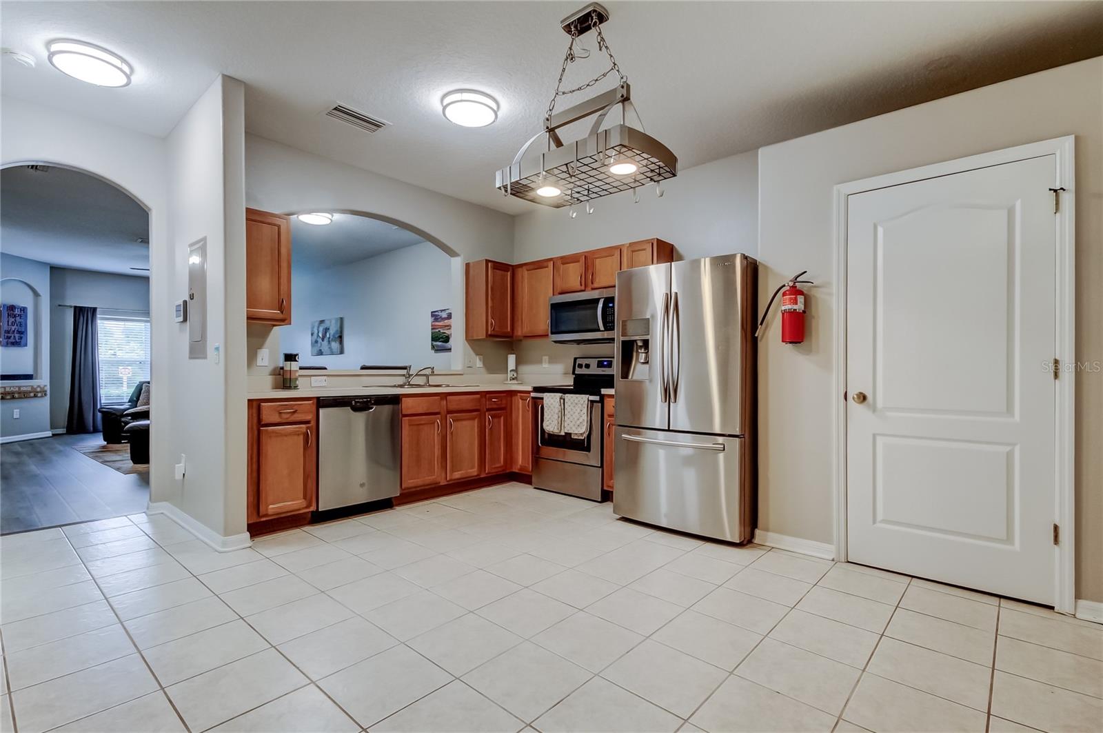 MEADOW POINTE 3 PRCL U-U - Residential Lease