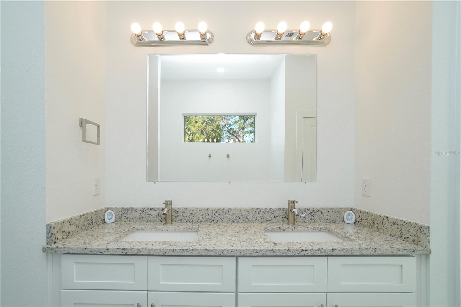 ROTONDA SANDS - Residential