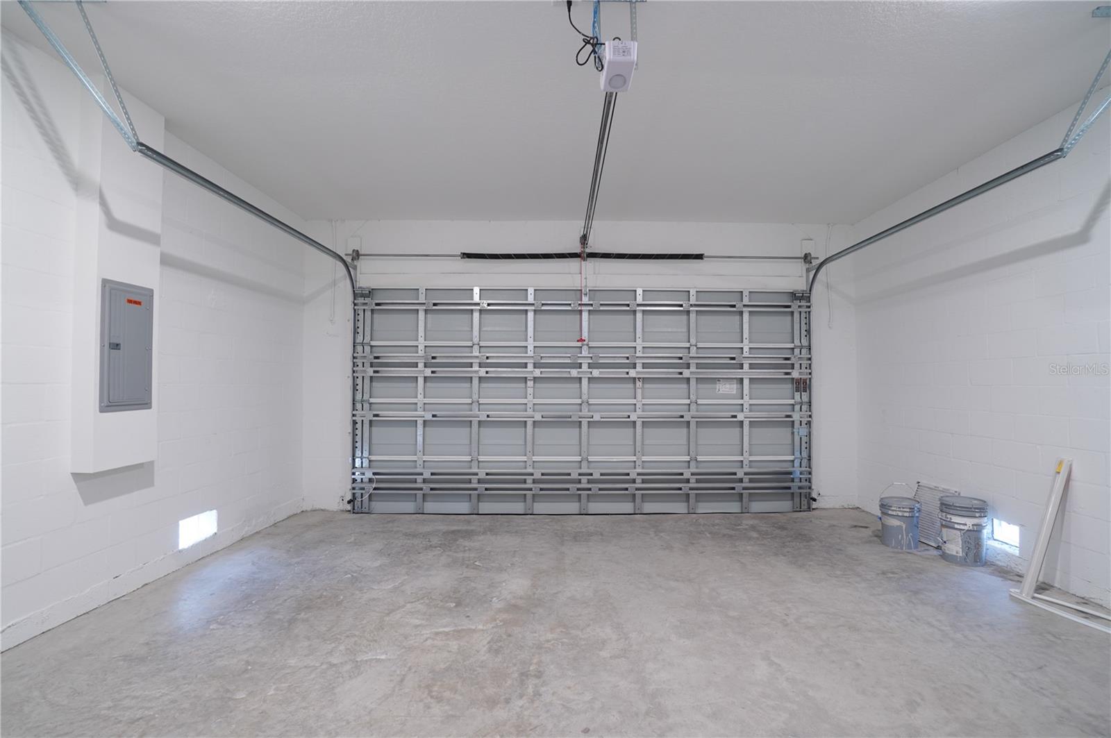 ROTONDA SANDS - Residential