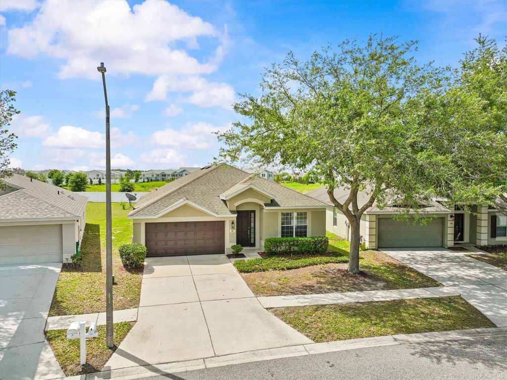Photo of 601 Nodding Shade Drive, Brooksville, FL 34604 (MLS # TB8494679)