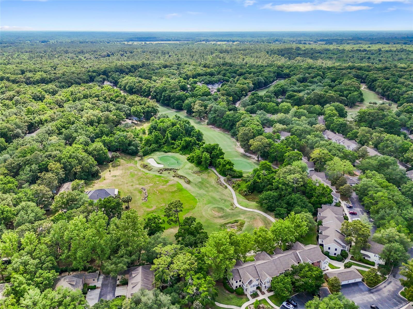 THE LINKS - Residential