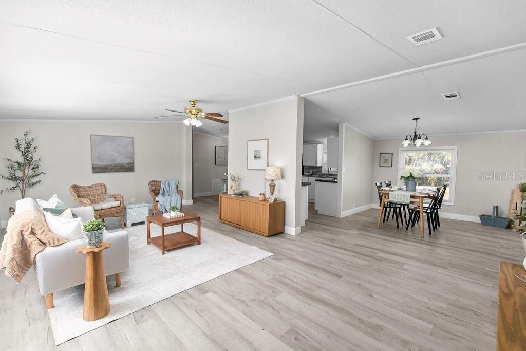 Photo of 18137 Hollister Road, Orlando, FL 32820 (MLS # O6379798)