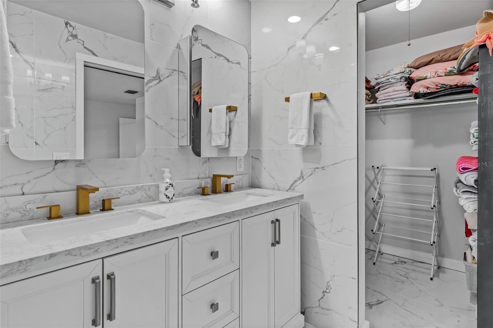 BELLEAIR FOREST - Residential