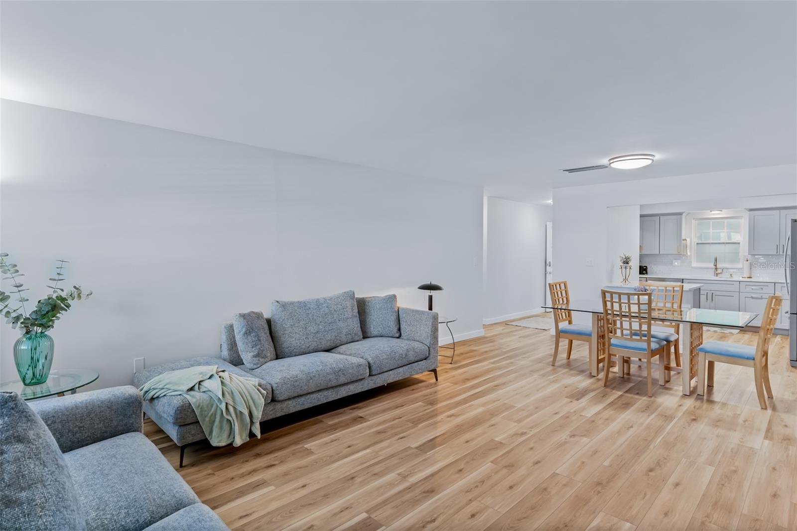 BELLEAIR FOREST - Residential