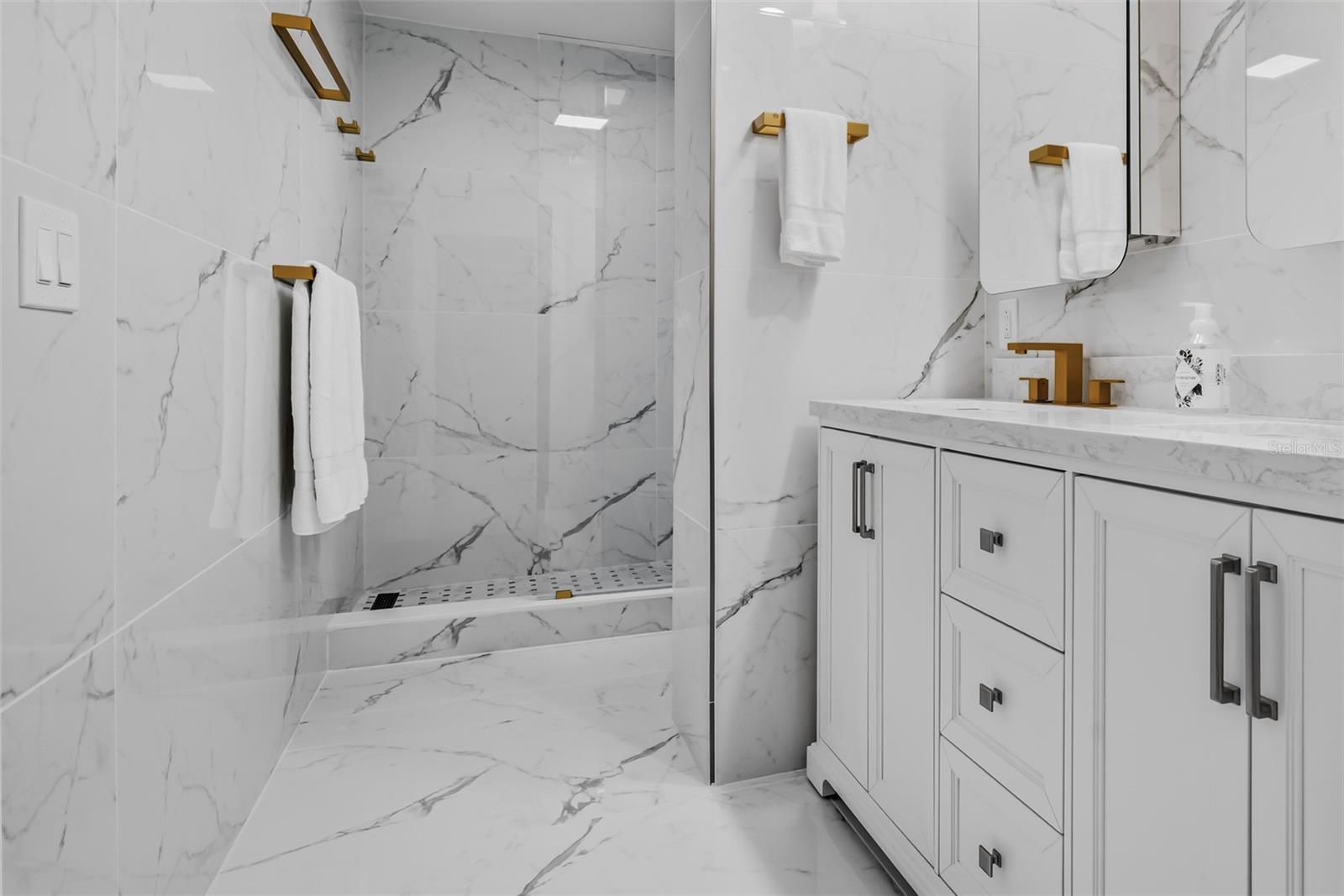 BELLEAIR FOREST - Residential