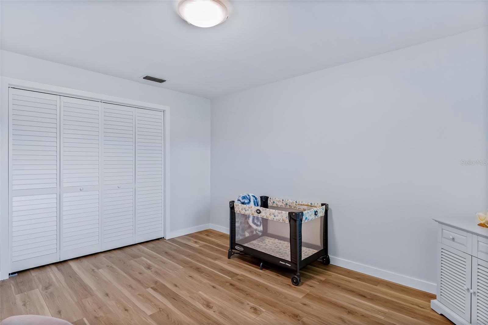 BELLEAIR FOREST - Residential