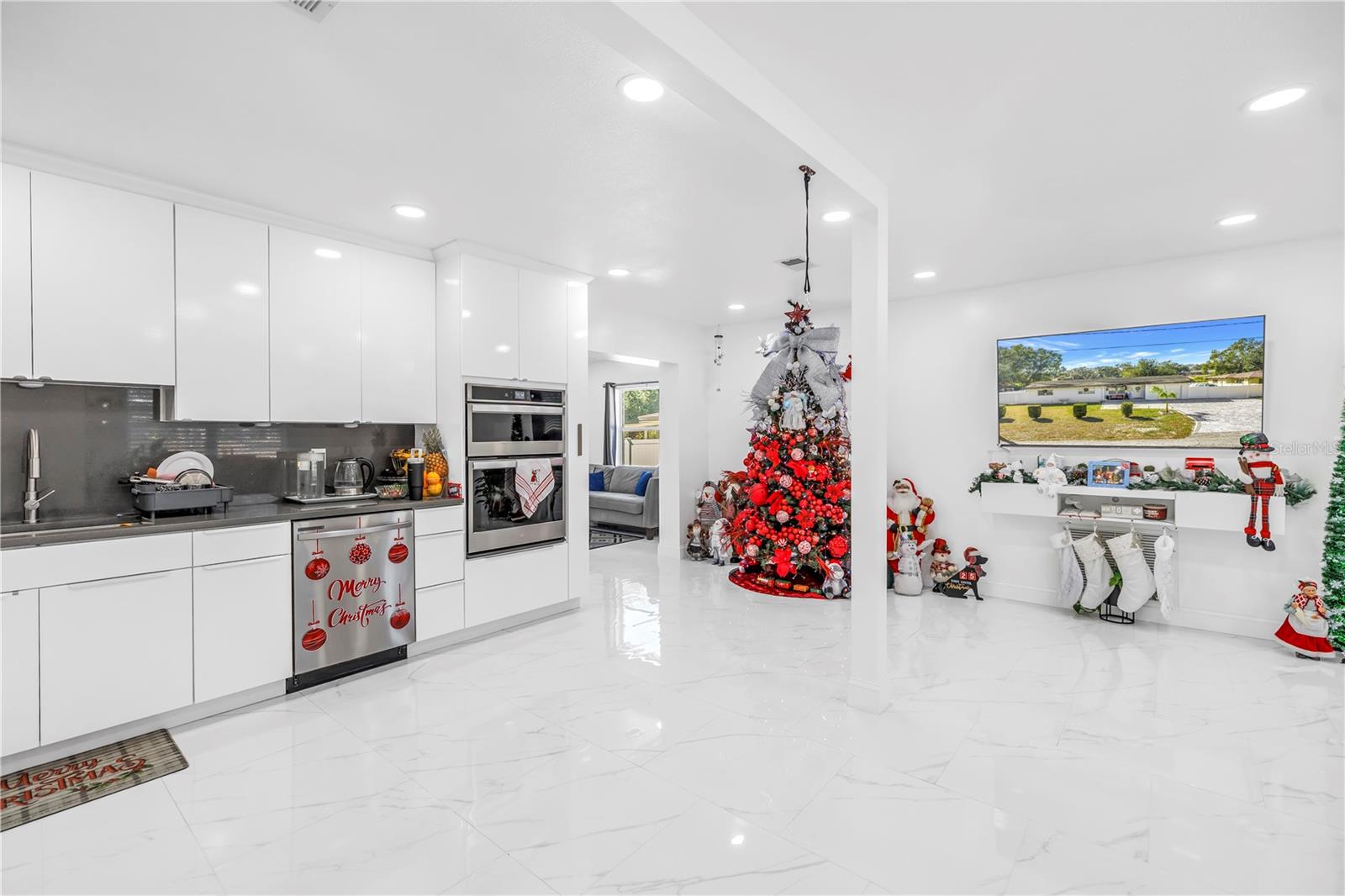 TAMPAS NORTH SIDE CNTRY CL - Residential