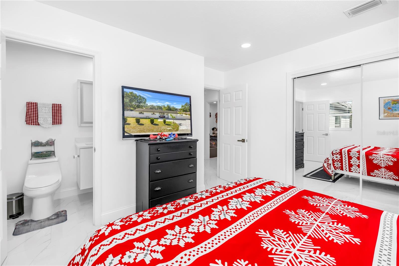 TAMPAS NORTH SIDE CNTRY CL - Residential