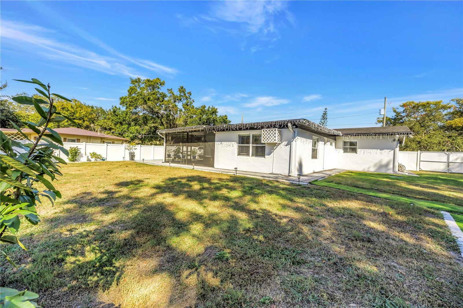 TAMPAS NORTH SIDE CNTRY CL - Residential