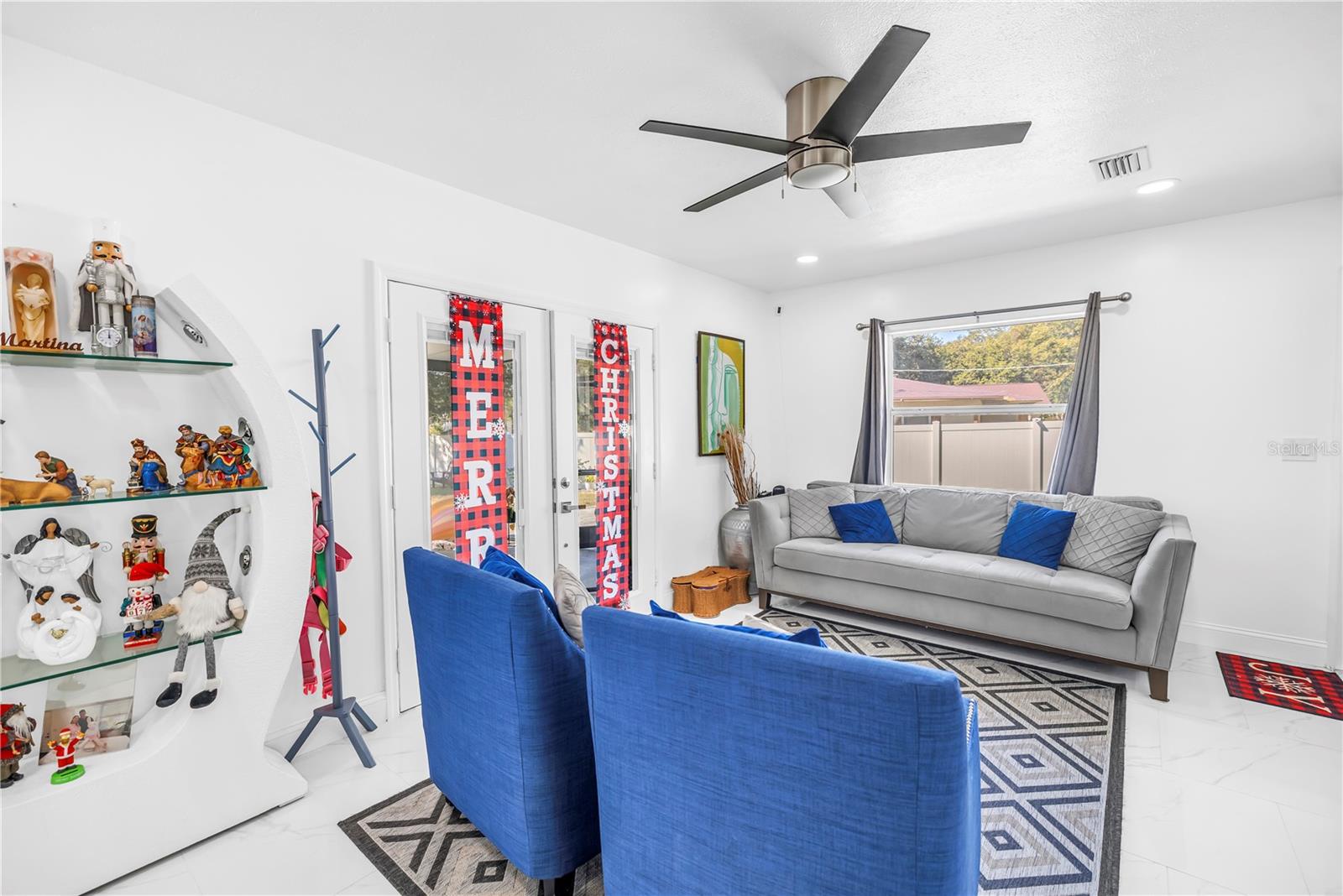 TAMPAS NORTH SIDE CNTRY CL - Residential