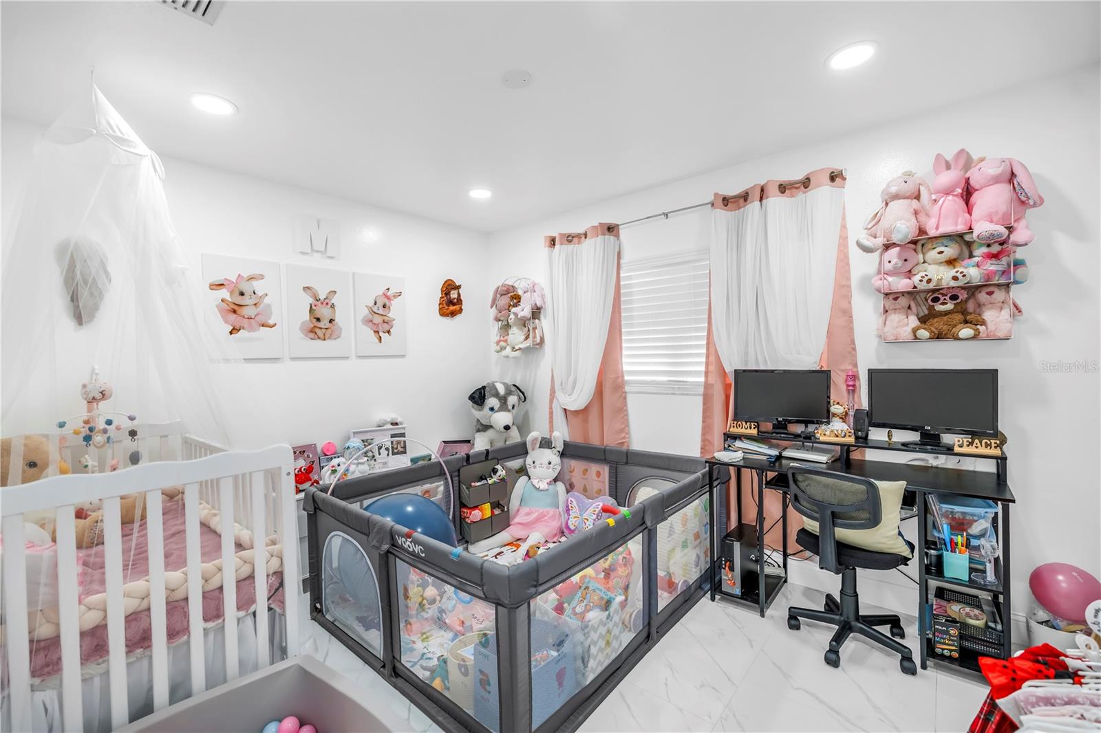 TAMPAS NORTH SIDE CNTRY CL - Residential