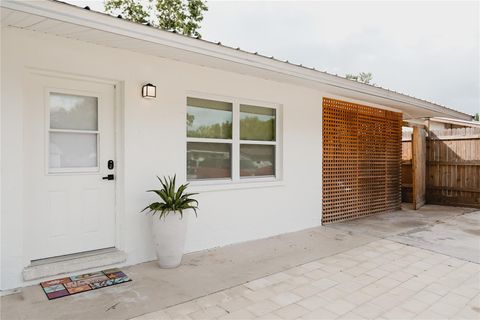 2300 STRATFORD DRIVE SARASOTA FL 34232