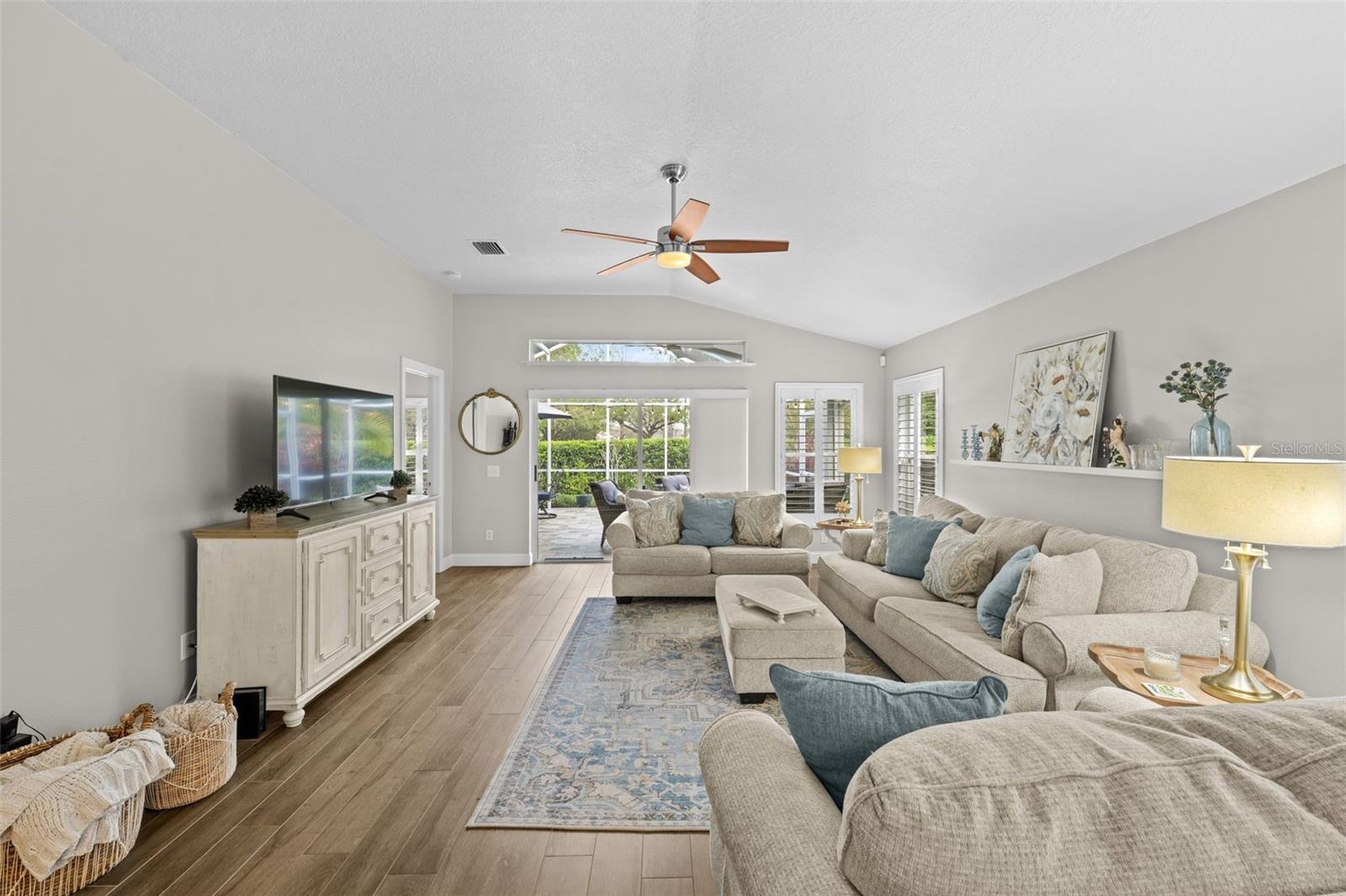 WESTCHASE SEC 372 & PARK SITE - Residential