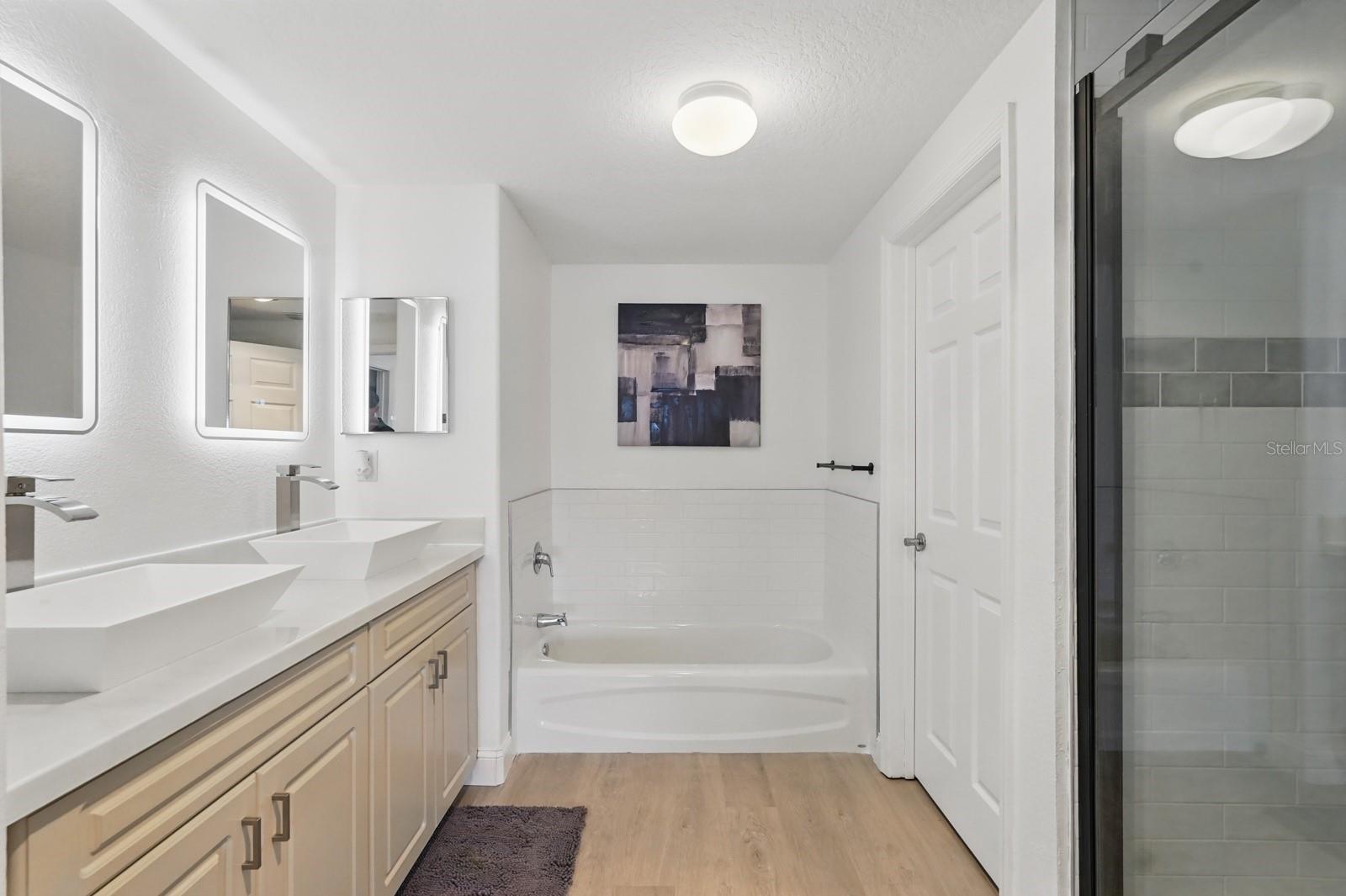 SURF CLUB - Residential