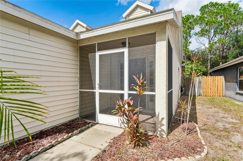 Photo of 7451 Oxford Garden Circle, Apollo Beach, FL 33572 (MLS # TB8559281)
