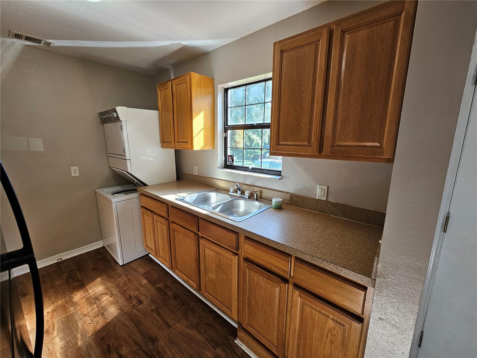 E B LARKIN ADD - Residential