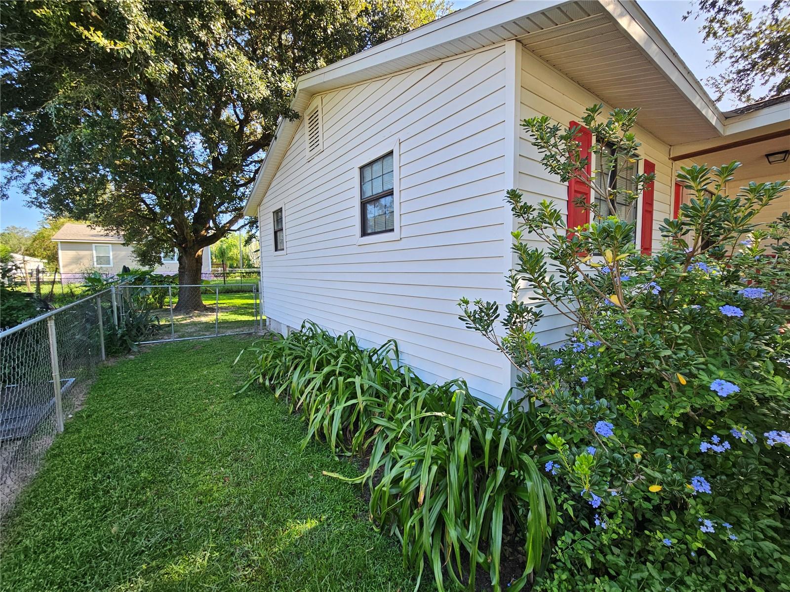 E B LARKIN ADD - Residential