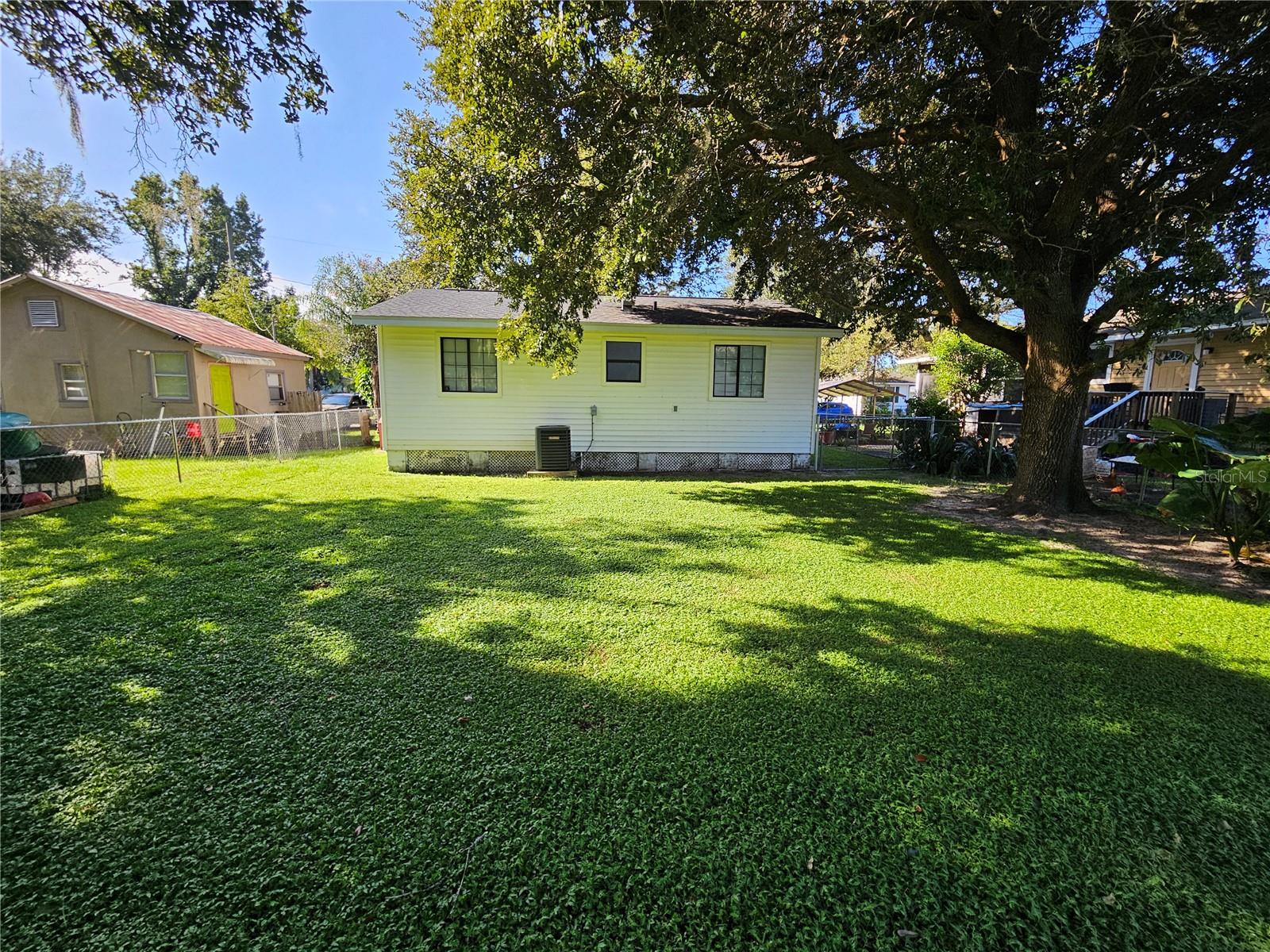 E B LARKIN ADD - Residential
