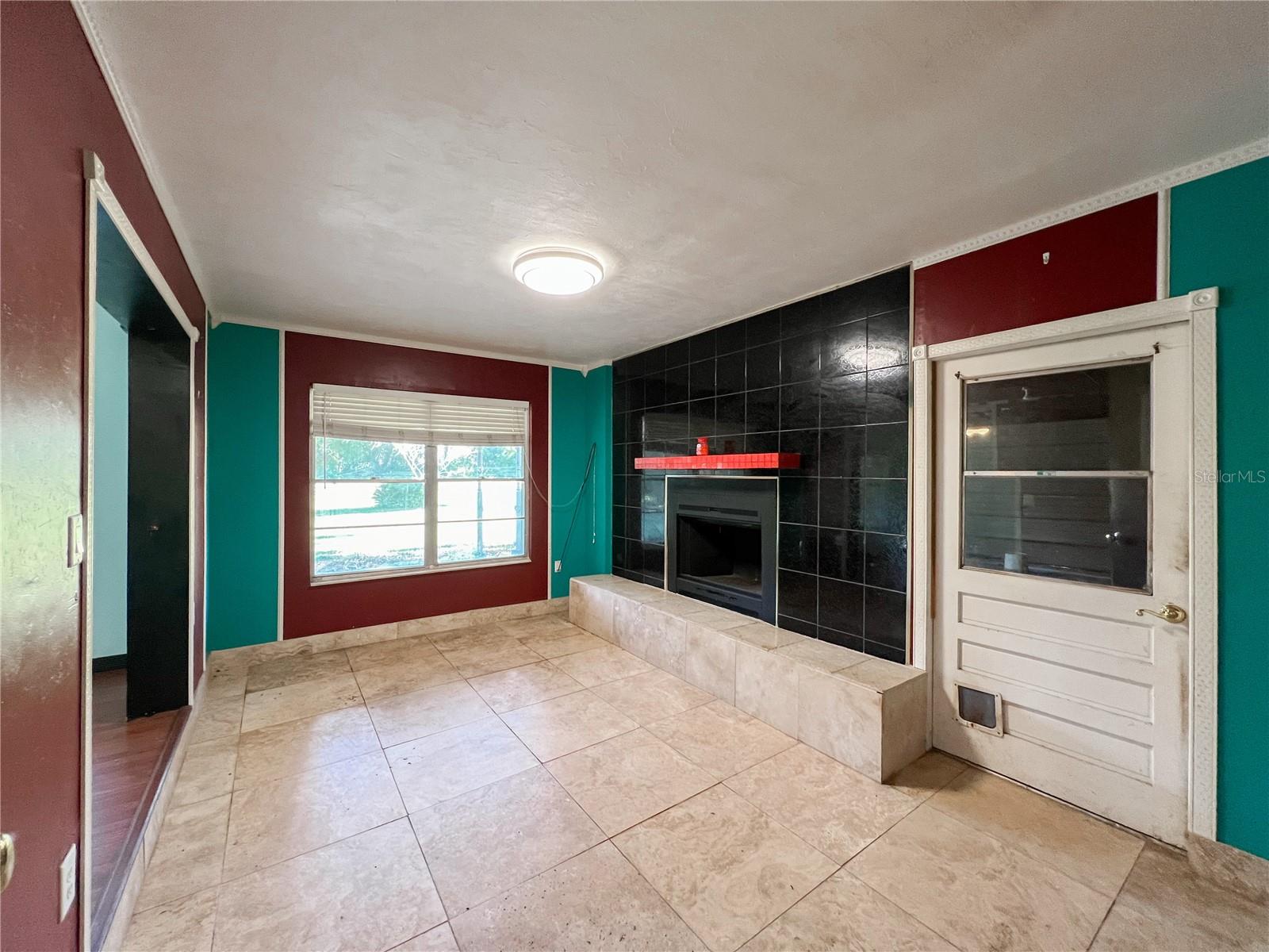 FALL-PORT ACRES - Residential