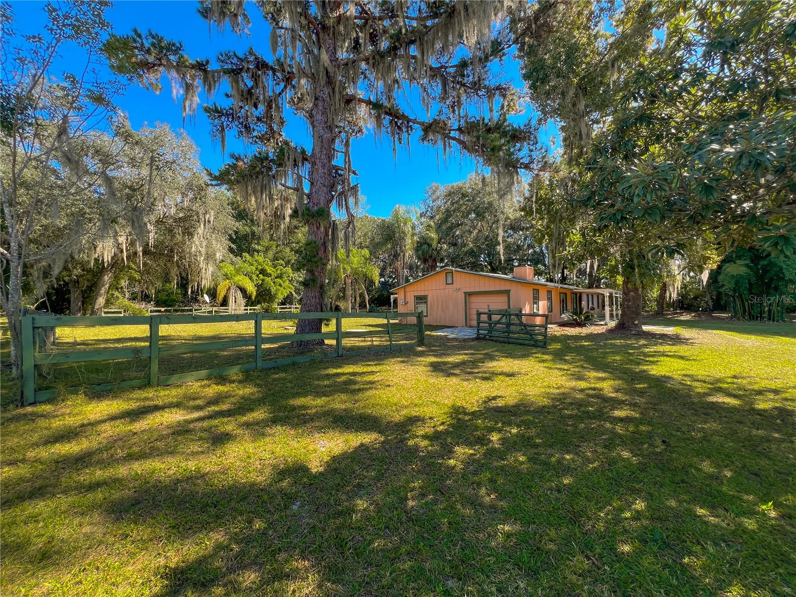 FALL-PORT ACRES - Residential