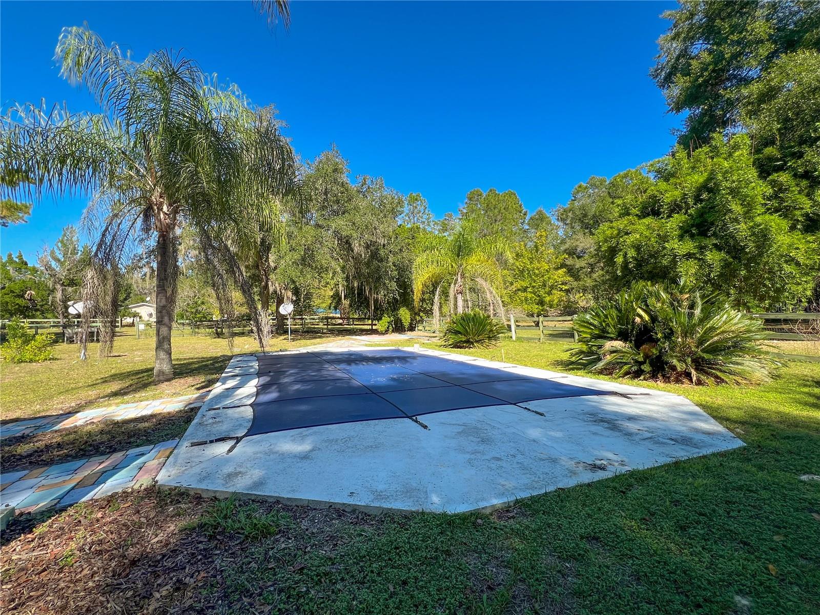 FALL-PORT ACRES - Residential