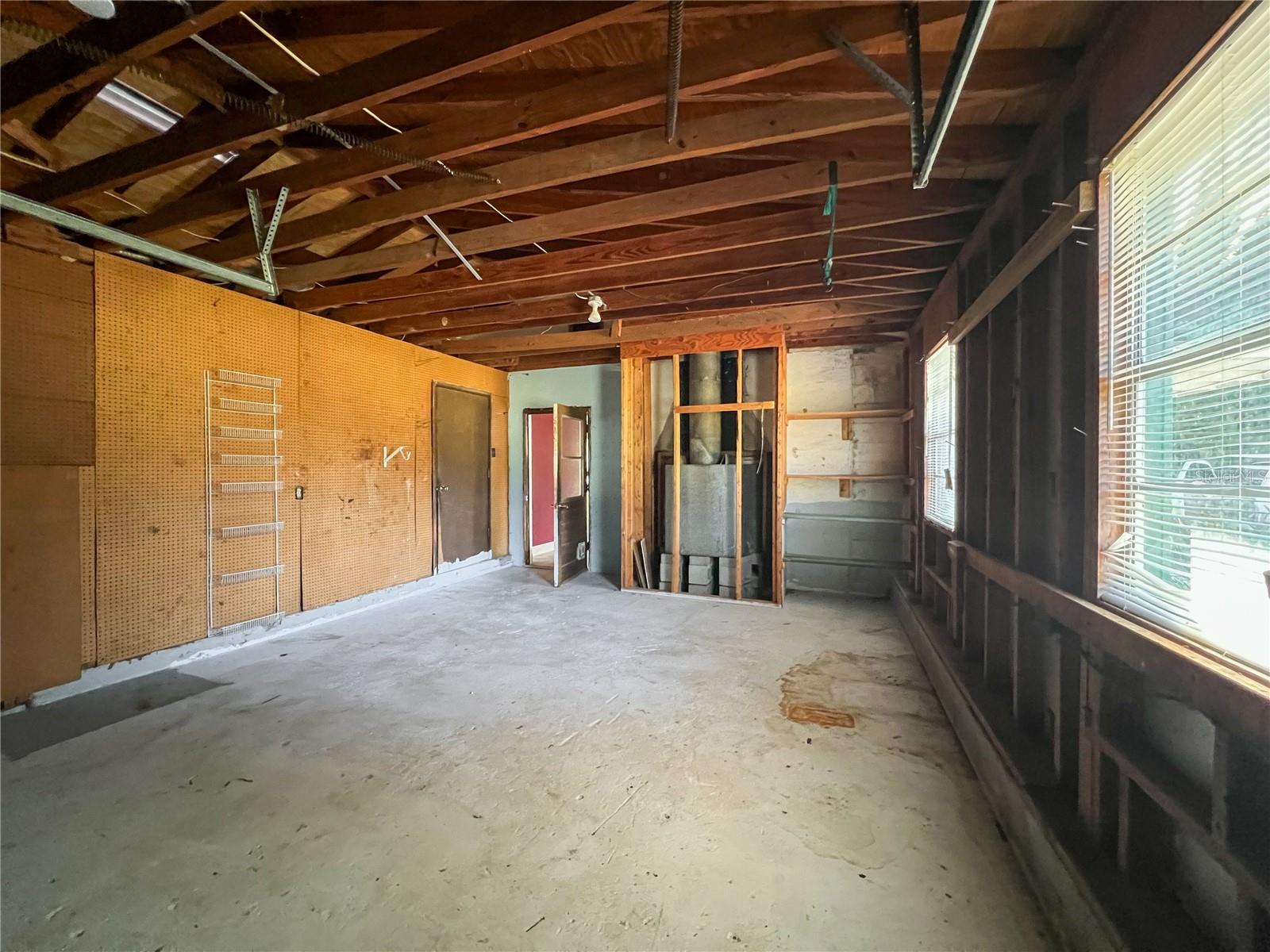 FALL-PORT ACRES - Residential