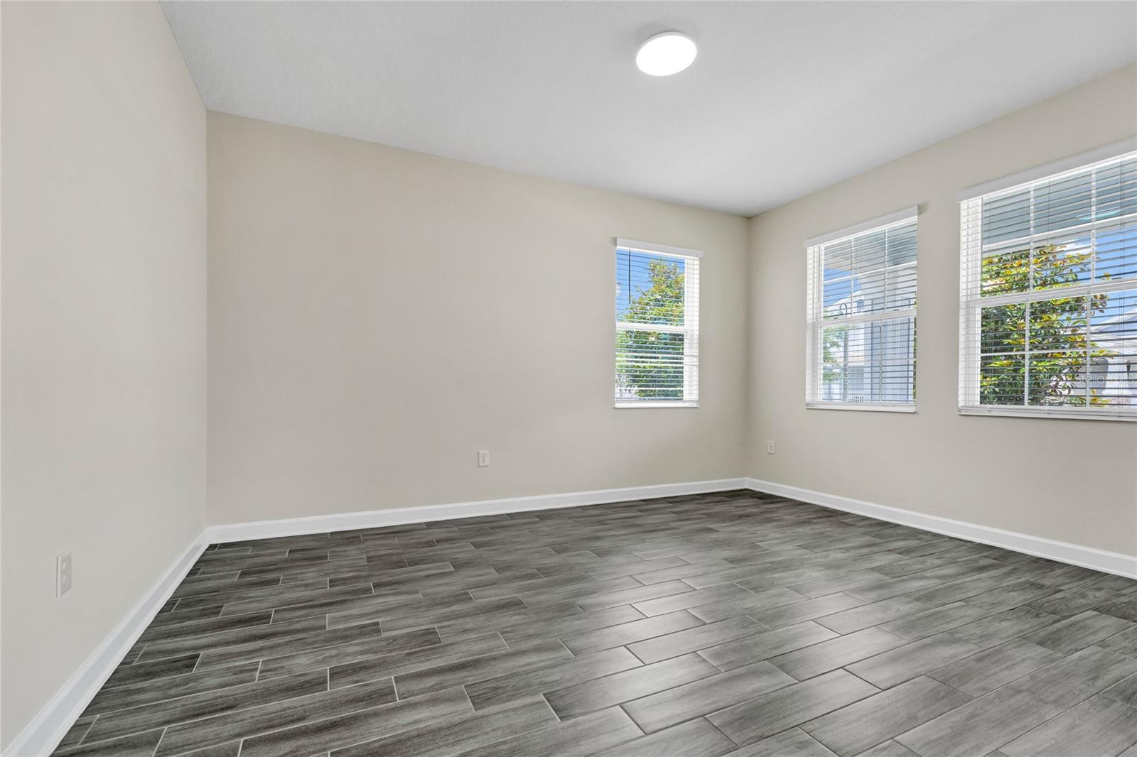 STOREY PK-PCL L PH 4 - Residential