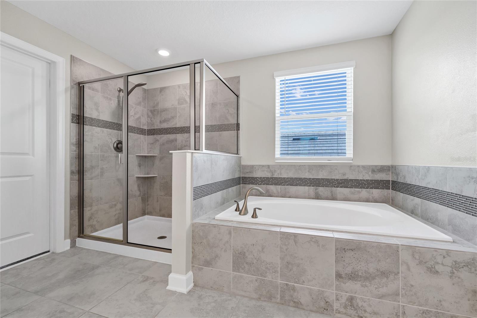STOREY PK-PCL L PH 4 - Residential
