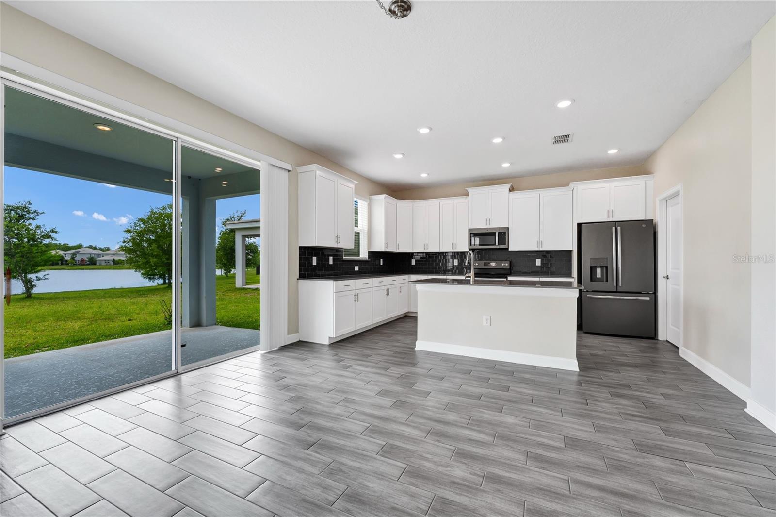 STOREY PK-PCL L PH 4 - Residential