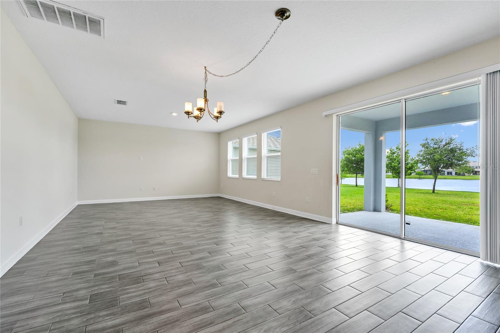 STOREY PK-PCL L PH 4 - Residential