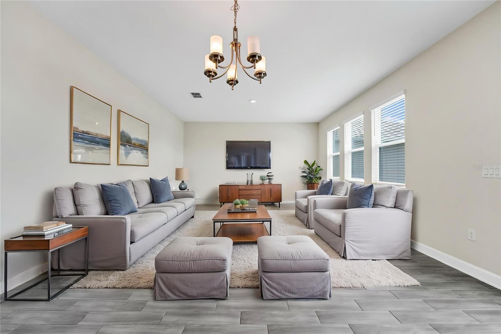 STOREY PK-PCL L PH 4 - Residential