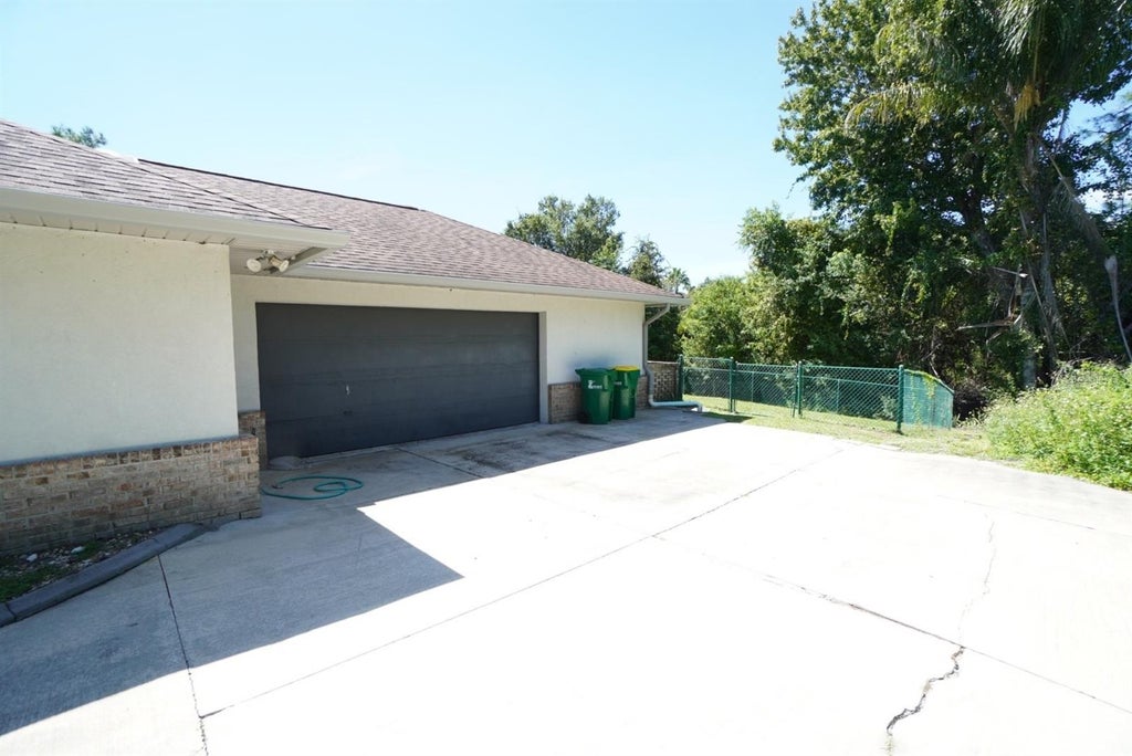 Photo of 2510 Merri Oaks Court, Cocoa, FL 32926 (MLS # G5118369)