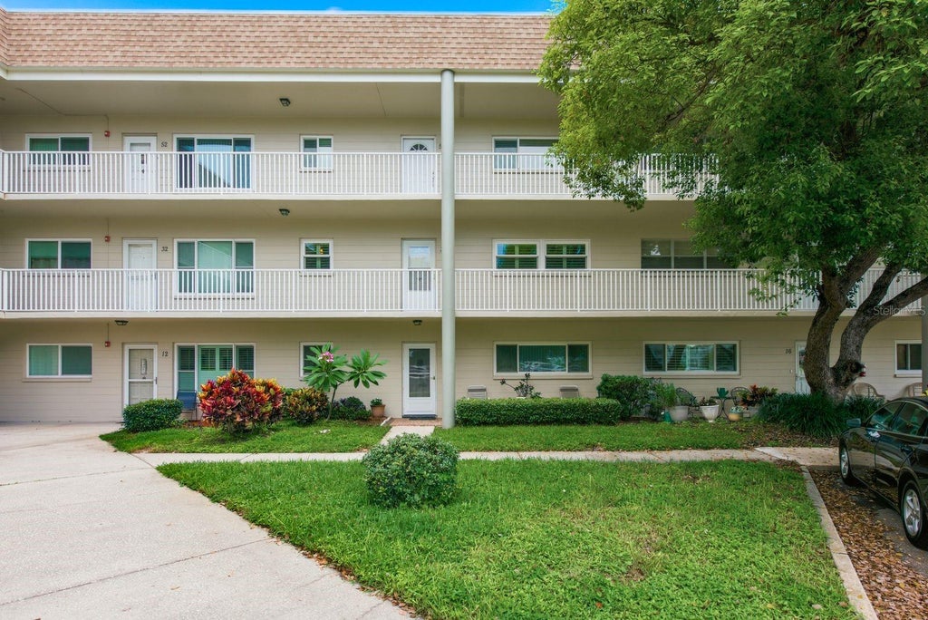 Photo of 2440 World Parkway Boulevard #34, Clearwater, FL 33763 (MLS # TB8531818)