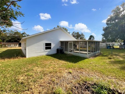 A home in LAKELAND