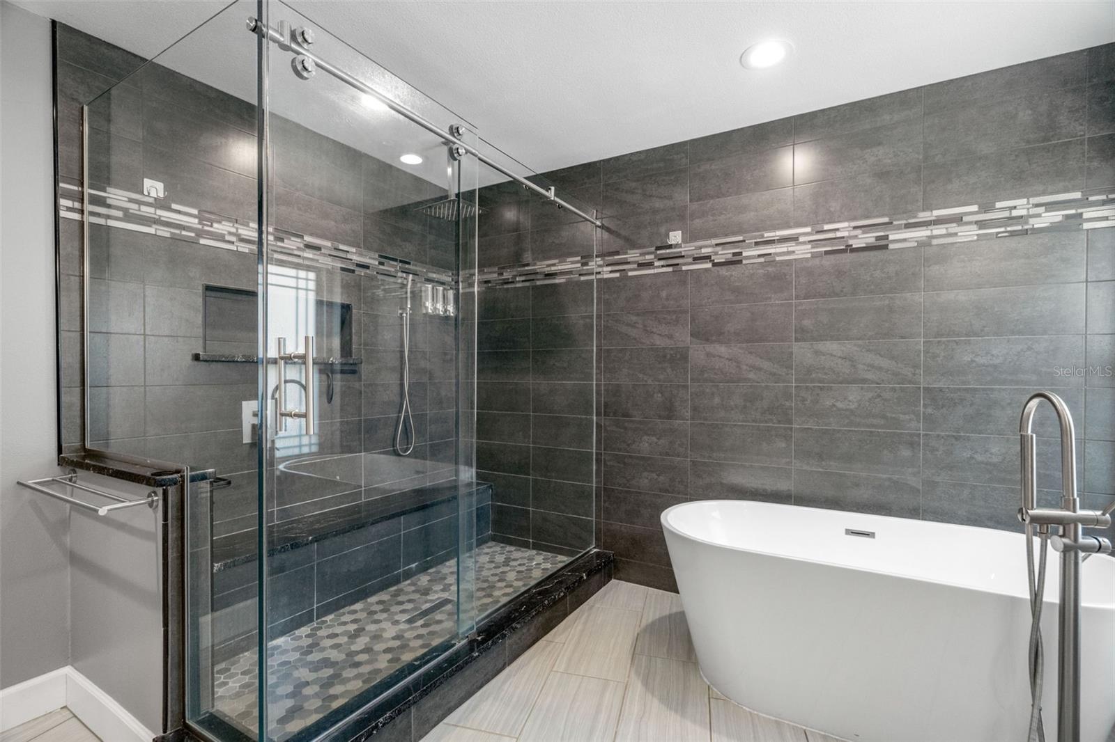 WEATHERSTONE - Residential
